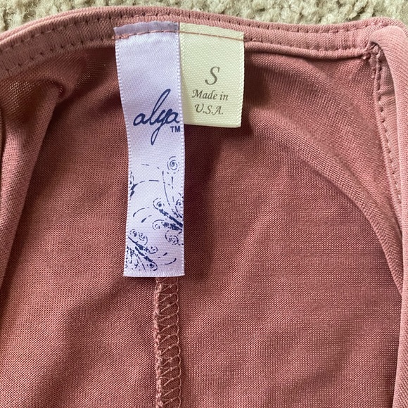 Pink Dress - Picture 3 of 3